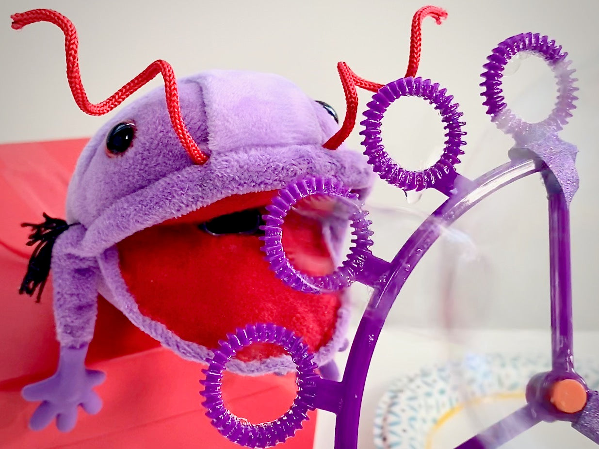 A $25 Maker Quest! ... My Bubble Blowing Animatronic Trilobite Puppet